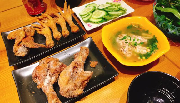 Cơm Cánh Gà Chiên Mắm