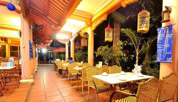 Hương Đồng Nội - Lẩu Gà Đồi