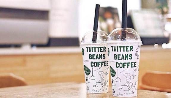 Combo Trà sữa trân châu đường đen đá size M + Trà thạch đào size M