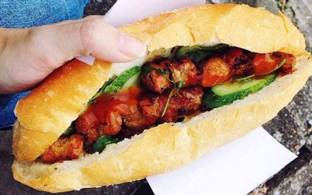 Hùng Hạnh - Bánh Mì Thịt Xiên Nướng