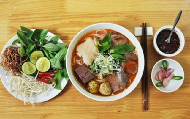 Hưng Còi - Bún Bò Huế - Mỹ Đình