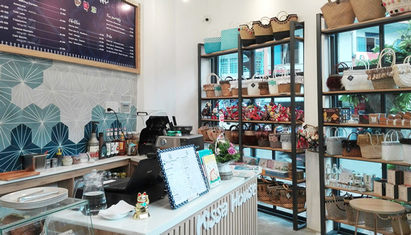 Kissa House - Cafe & Souvenirs