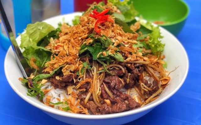 Hoàng Ngân - Bún Trộn & Phở Trộn Bò Xá Xíu