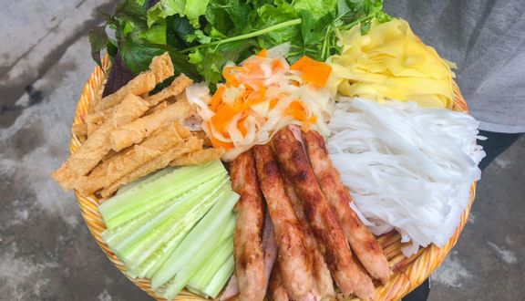 Hoa Béo - Nem Nướng Nha Trang - Giáp Nhất