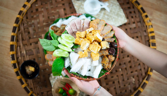 Combo Nem Nướng + Khoai Tây Chiên + Trà Quất