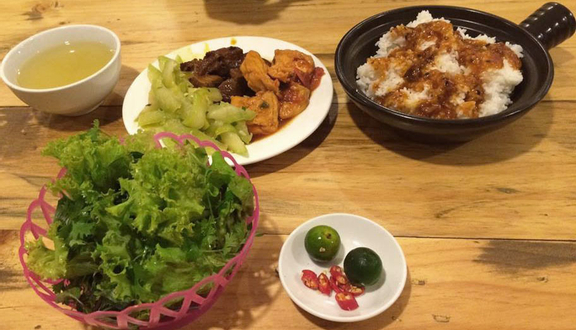 Hải Sản Tươi Sống & Cơm Văn Phòng