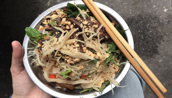 Hải - Nộm Bò Khô & Bánh Bột Lọc