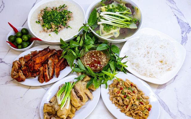 Vịt Luộc Nguyên Con