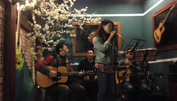 Gugi Cafe - Vũ Phạm Hàm