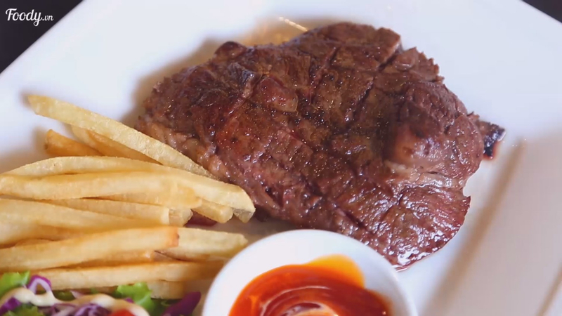 Bít Tết Bò Sốt Chua Ngọt