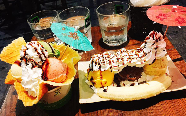 Scoops - Ice Cream & Drinks