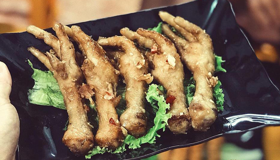 Gà Lùn - Chân Gà & Ốc Xào Măng