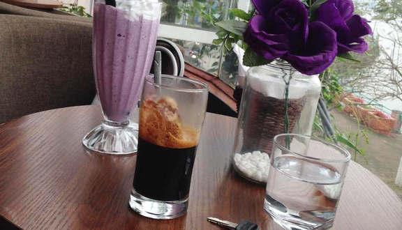 Emi Coffee