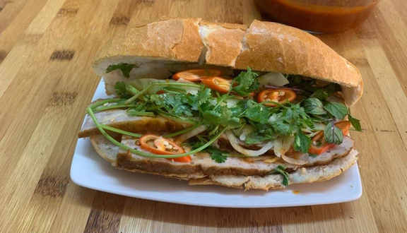 Dũng Hạnh - Bánh Mì Giò Chả