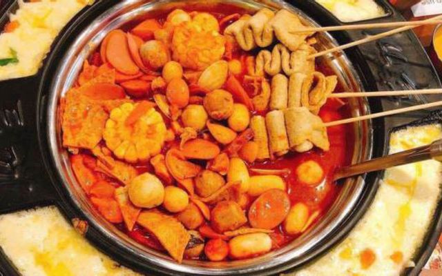 Dookki Việt Nam - Lẩu & Buffet Tokpokki - Vincom Phạm Ngọc Thạch