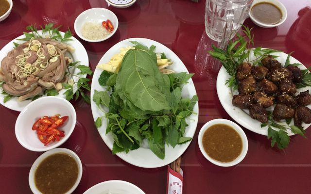 Đông Giang - Đặc Sản Dê Núi & Gà Đồi - Trung Yên