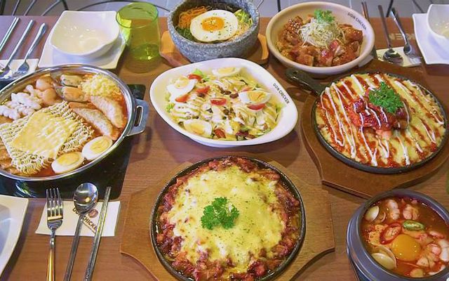 Don Chicken - Chicken & Pub - Vũ Phạm Hàm