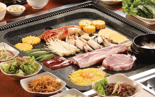 Cơm Bò Xào Trứng Hàn Quốc + Lon Coca