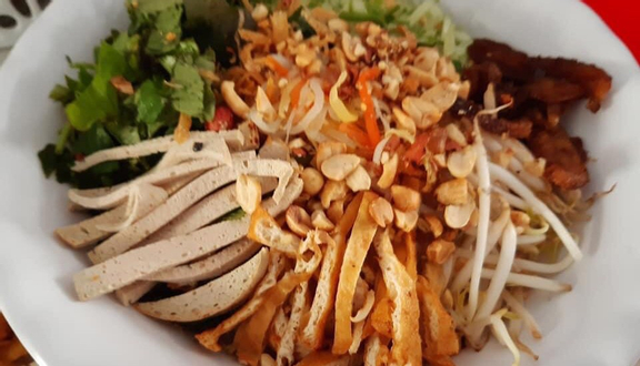 Bún nem  Lành - Lành Vegan spring  rolls and rice noodle