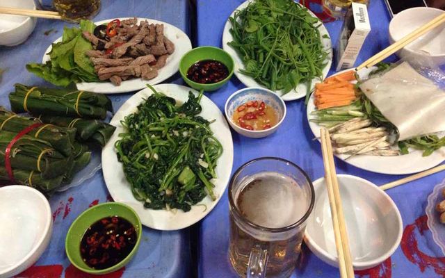 Định Nguyệt - Bia Hơi & Các Món Nhậu