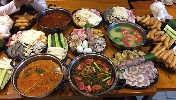 Lẩu Cua Đồng Gà Ri
