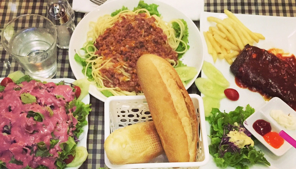 Deli Beefsteak Coffee & Tea - Thái Hà