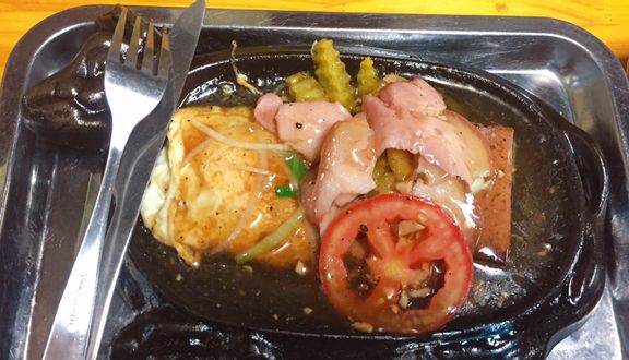 Bánh mỳ kẹp( pate+trứng+thịt nguội)