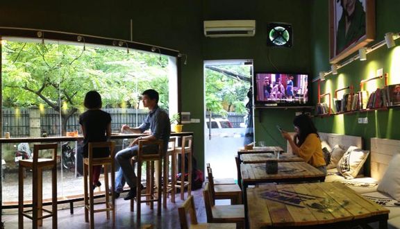 Cafe Nâu Nóng