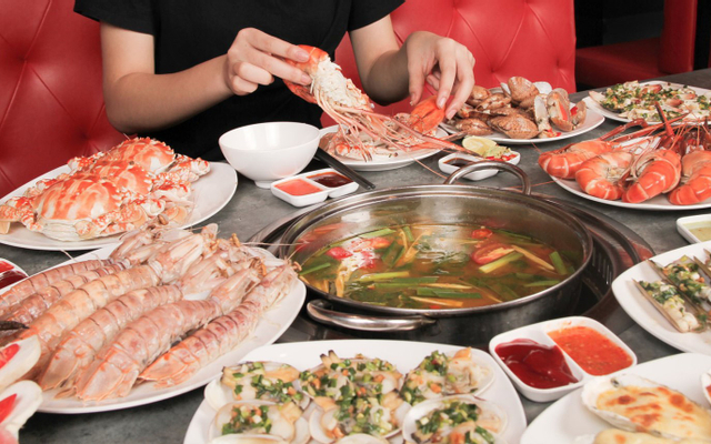 Cửu Vân Long - Seafood BBQ & Hotpot Buffet