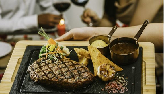 Sa Lát Cá Hồi Xông Khói Sốt Dấm Ý