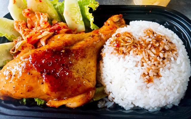 Cơm Cánh Gà Rang Muối