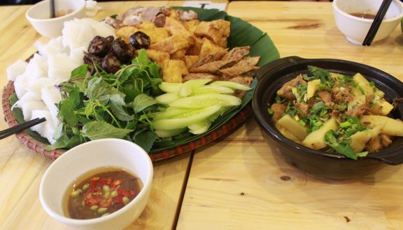 Combo (   chả cốm , nem rán , dồi rán )