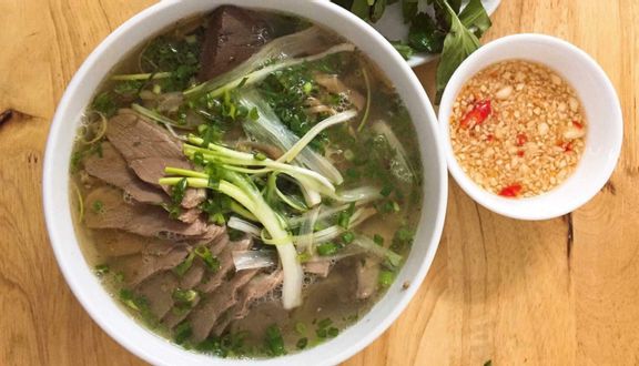 Ngan Chặt Nửa Con