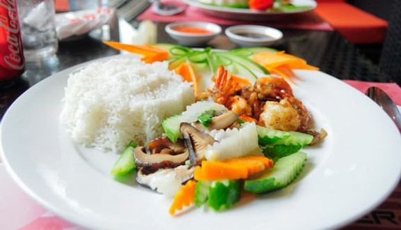 Cơm Bình Dân, Xuất, Đĩa Hộp - Bạch Đằng
