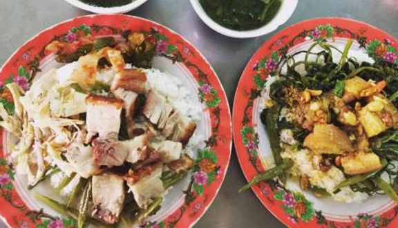 Cơm Bình Dân - KTX ĐH Kinh Tế Quốc Dân