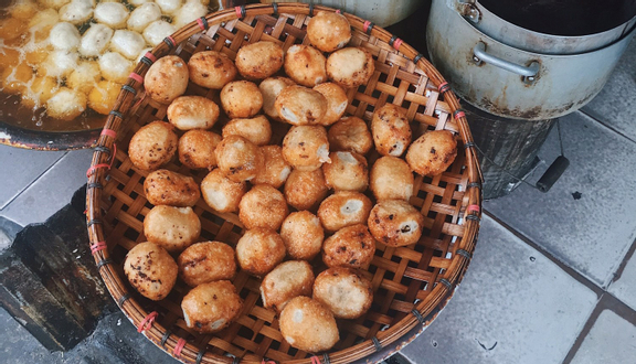 Cô Nụ - Bánh Rán & Chè
