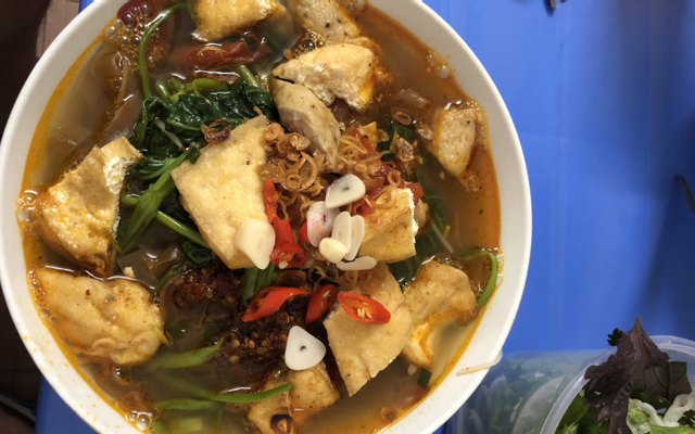 Cô Luyến - Bún Riêu Cua