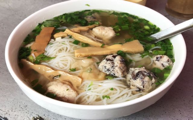 Cô Hoa - Bún Mọc & Bún Sườn