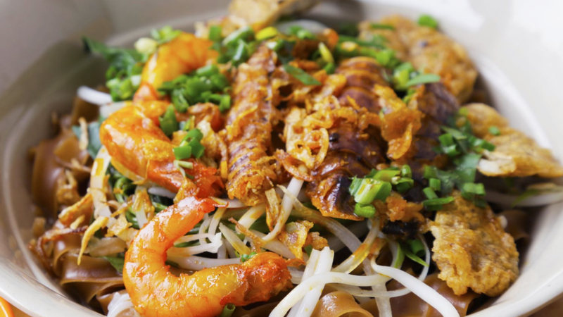 Cô Diệp - Bánh Đa Tôm & Bề Bề Hải Phòng