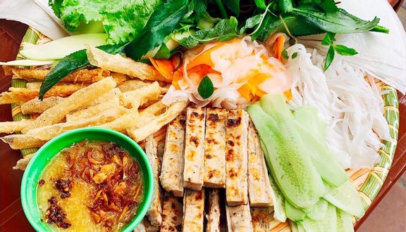 Cô Ba - Nem Nướng Nha Trang - Pháo Đài Láng