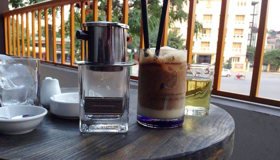 CMND Cafe - Nguyễn Văn Huyên