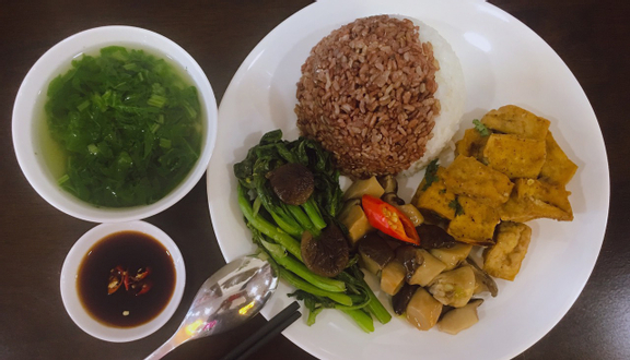 Cơm đậu sốt