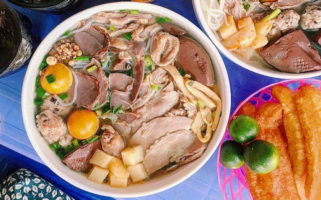 Chị Oanh - Bún & Miến Ngan