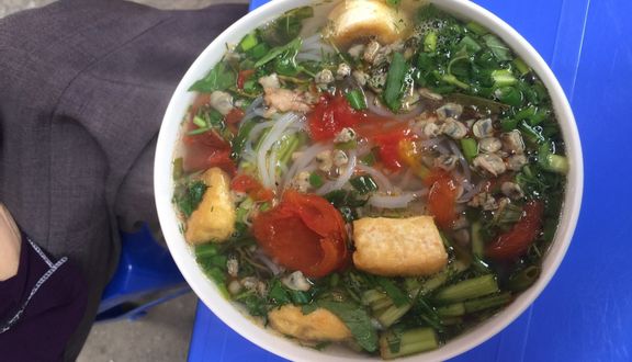 Chị Hương - Bún Hến