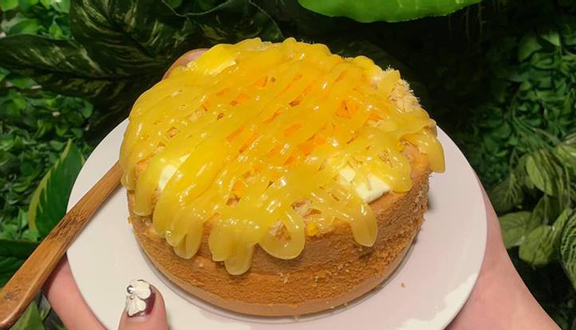 Bánh Bông Lan Siêu Trứng Muối Phomai 18cm