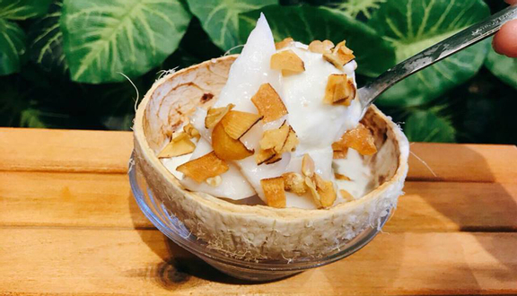 Chè Thái & Ăn Vặt - Chân Cầm