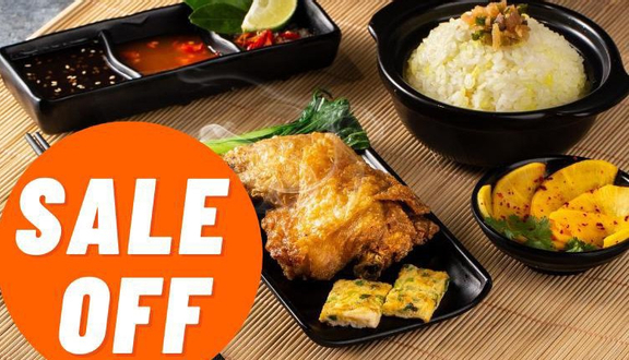 CƠM BENTO HEO QUAY + GÀ XÌ DẦU/ ローストポークと醤油
