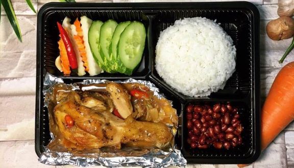 Cơm Gà Vị Sốt Me
