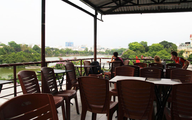 Vườn Phố Cổ Cafe