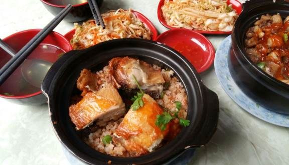 Cơm Thố Xá Xíu